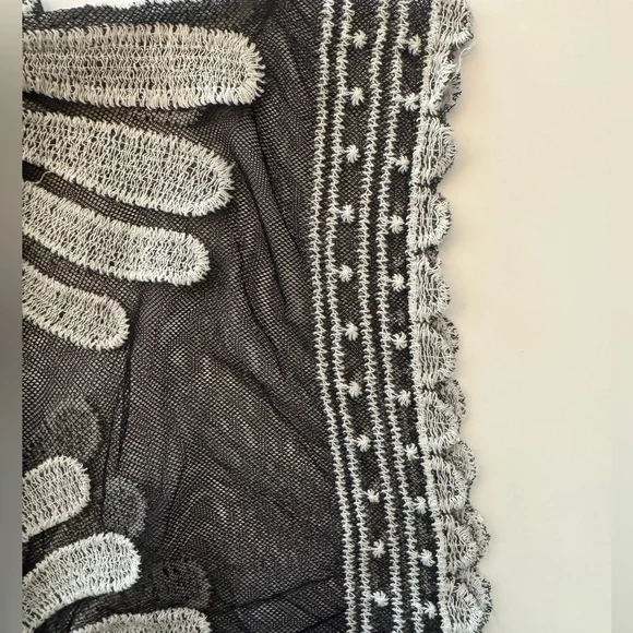 Boho Sheer Embroidered Kimono Cover Up Black White One Size - Picture 4 of 7